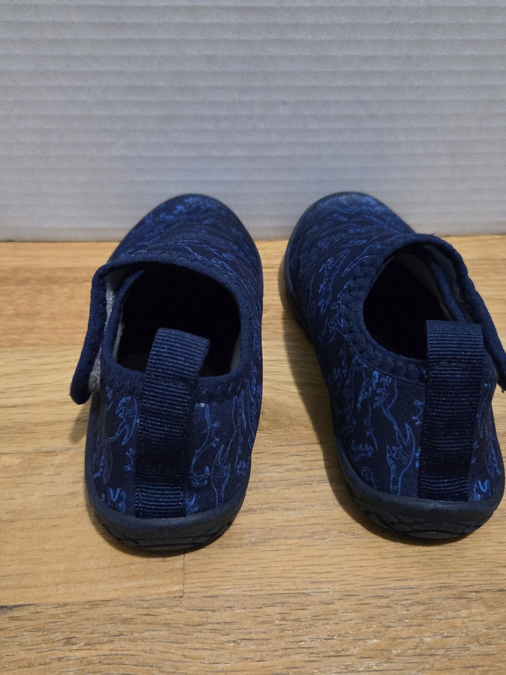 Toddler Water Shoes - Size 10 - Picture 4 of 8